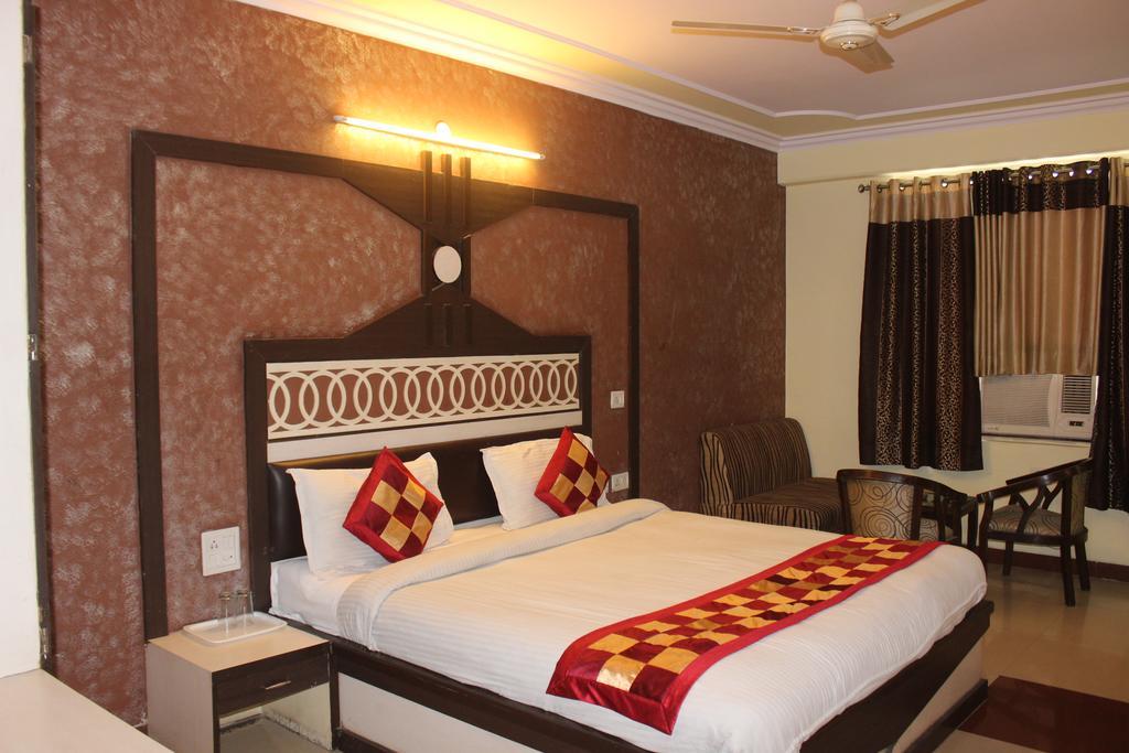 Hotel Muskan Palace Jaipur Bagian luar foto