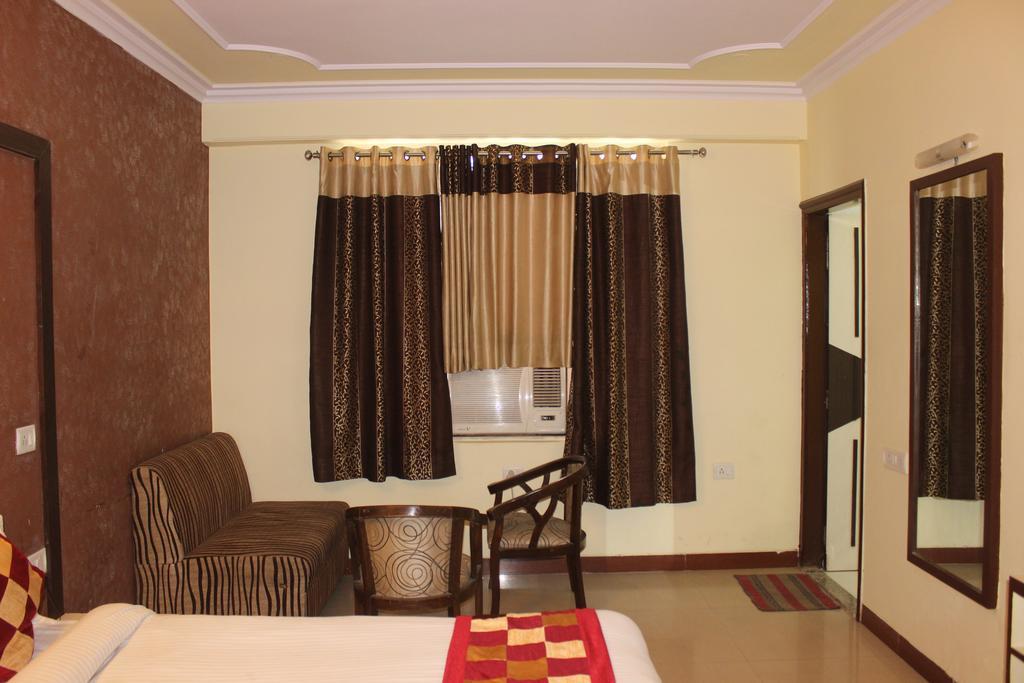 Hotel Muskan Palace Jaipur Bagian luar foto