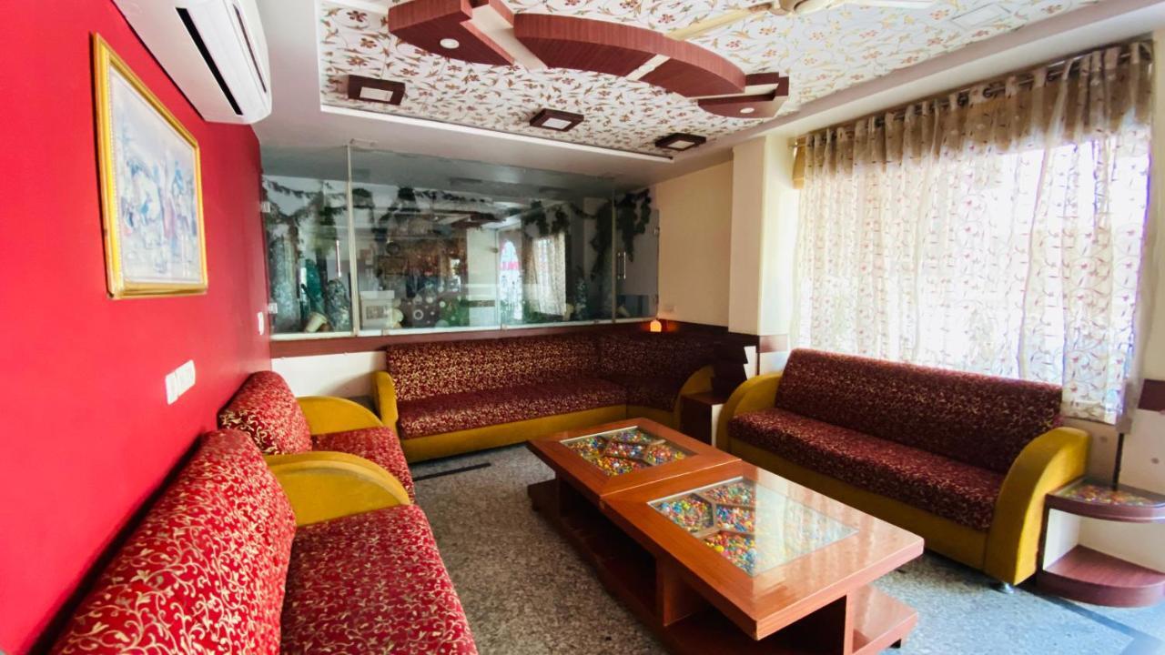 Hotel Muskan Palace Jaipur Bagian luar foto